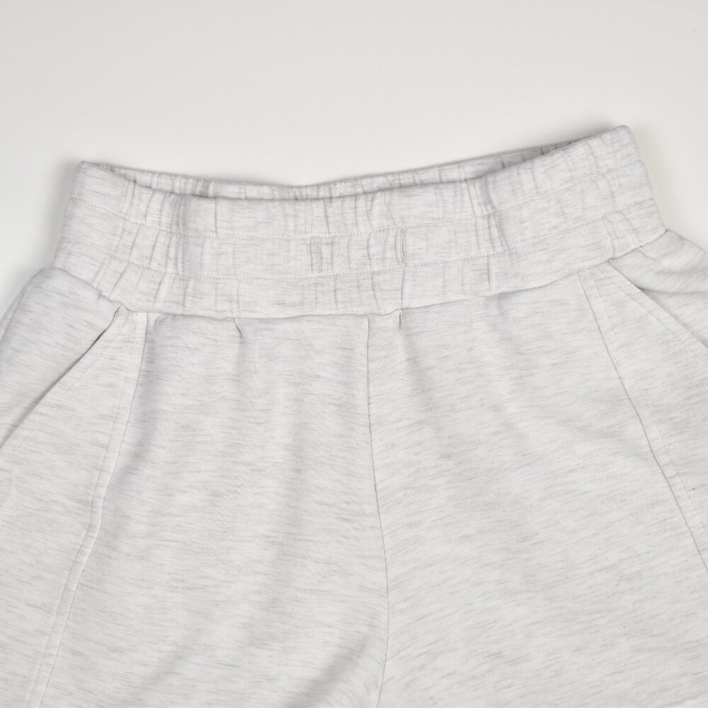 Varley Atrium High-Rise Short 4.5 - XS - Picture 4 of 7